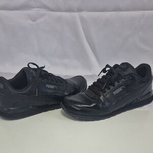 PUMA Men's Black Leather Sneakers